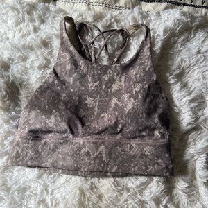 Lululemon Free to be wild *High neck/ Long line Bra Perfect condition Size 10